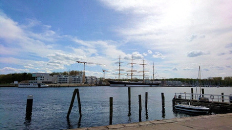 Am Hafen mit Sicht auf das Museumsschiff Passat Am Hafen mit Sicht auf das Museumsschiff Passat